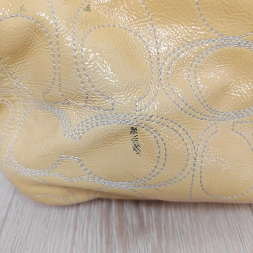 Vintage Y2K Coach Women Hobo Bag Medium Yellow Signature Patent Leather Embossed
